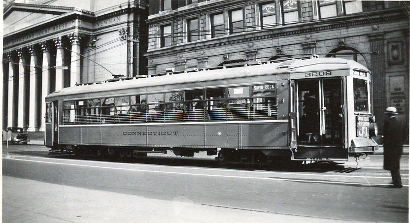 Connecticut Company car 3209, on Chapel Street in New Haven, bound for Savin Rock, October 29, 1933 (2012-0077_ph4)