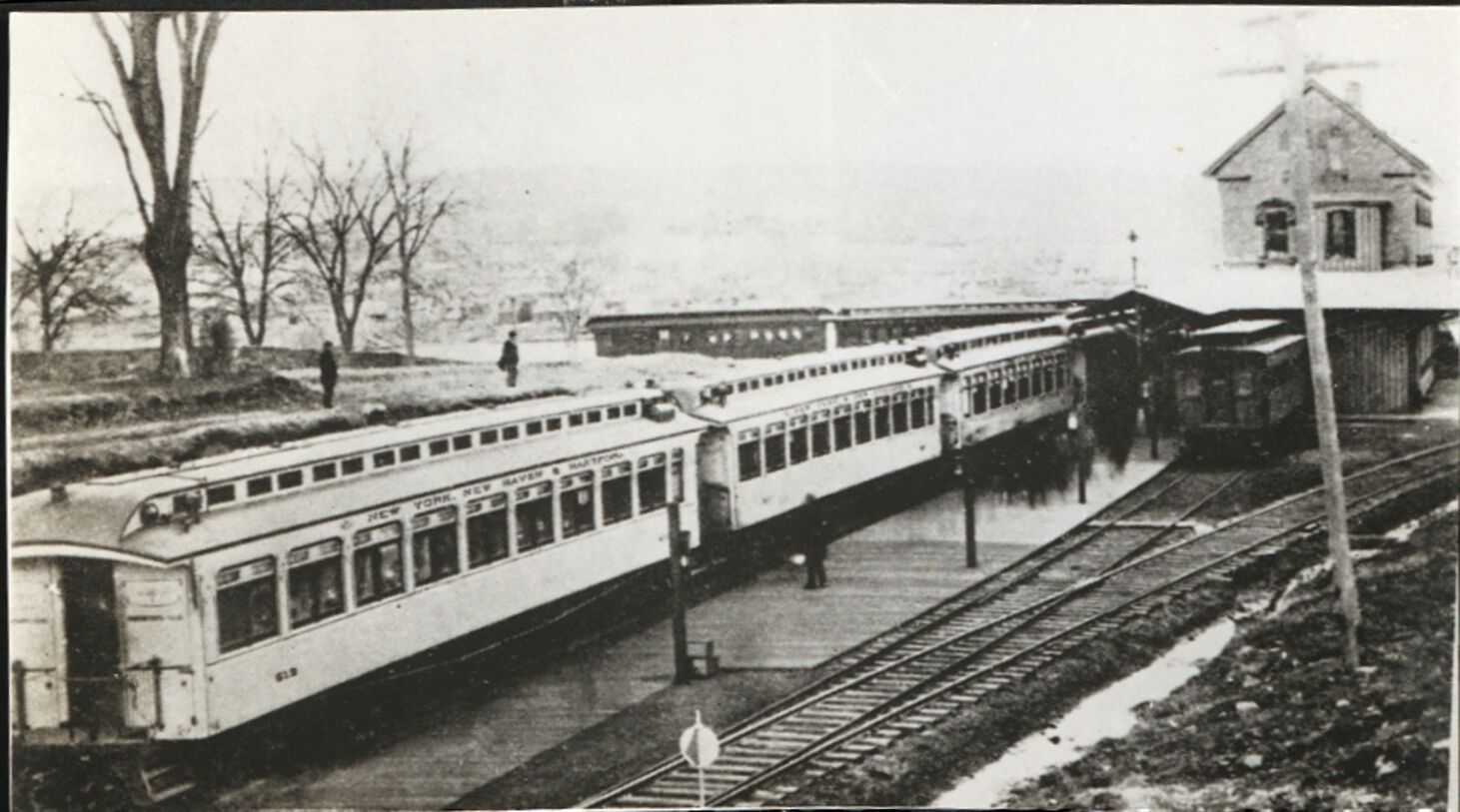 New York and New England Railroad White Train at the Middletown, Connecticut, railroad station