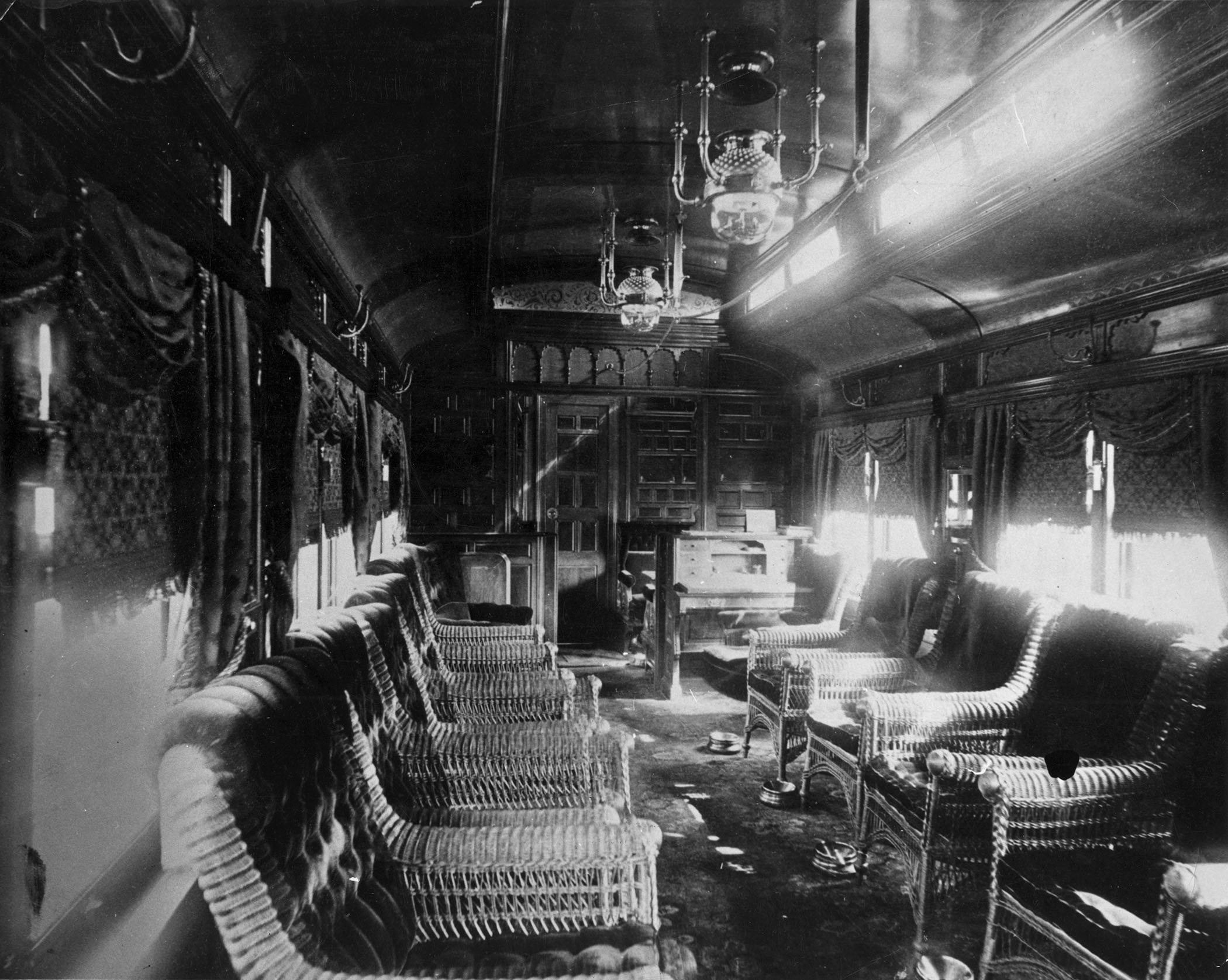 New York and New England Railroad White Train smoker car