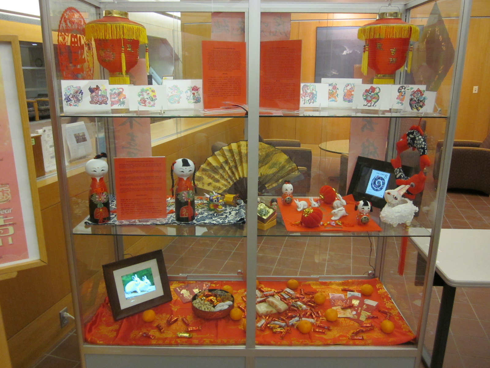 Chinese New Year Window Display in ESB 纽约帝国大厦春节主题橱窗- United Design lab